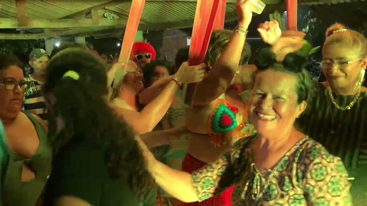 GILDENES ARAÚJO BOTANDO A GALERA PRA DANÇAR NO CARNAVAL 2026 DL BALNEÁRIO BRISA DO RIO EM GRANJA CE 