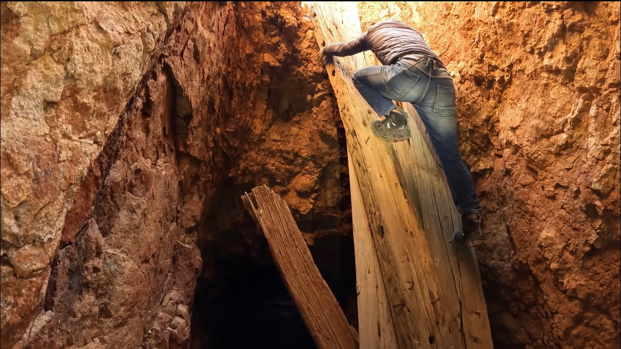 No Rope, No Problem? New Mexico Fluorite Mines |wolf2raven