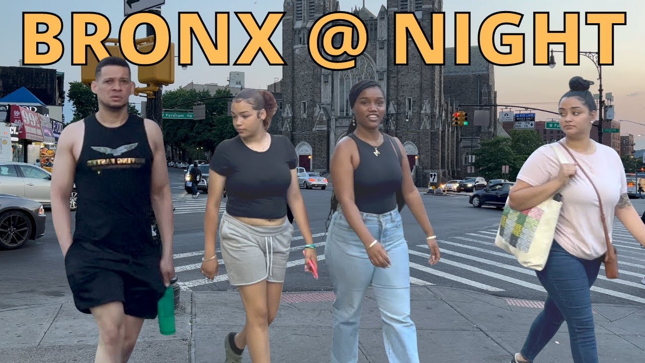 👉🏽Bronx Fordham Road At Night. Summer Evening Bronx Walk in New York City