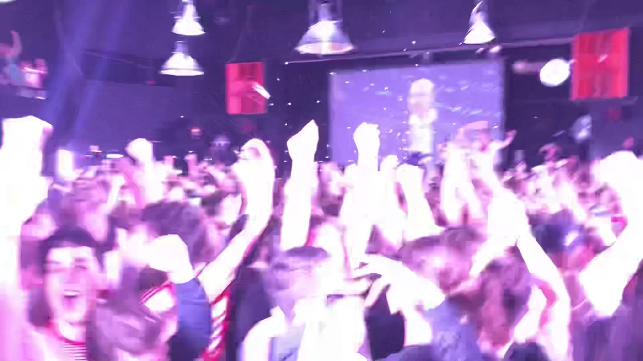 Donny van de Beek, van de Beek... Donny van de beek!! Gekkenhuis in de Marktkantine! Spurs - Ajax