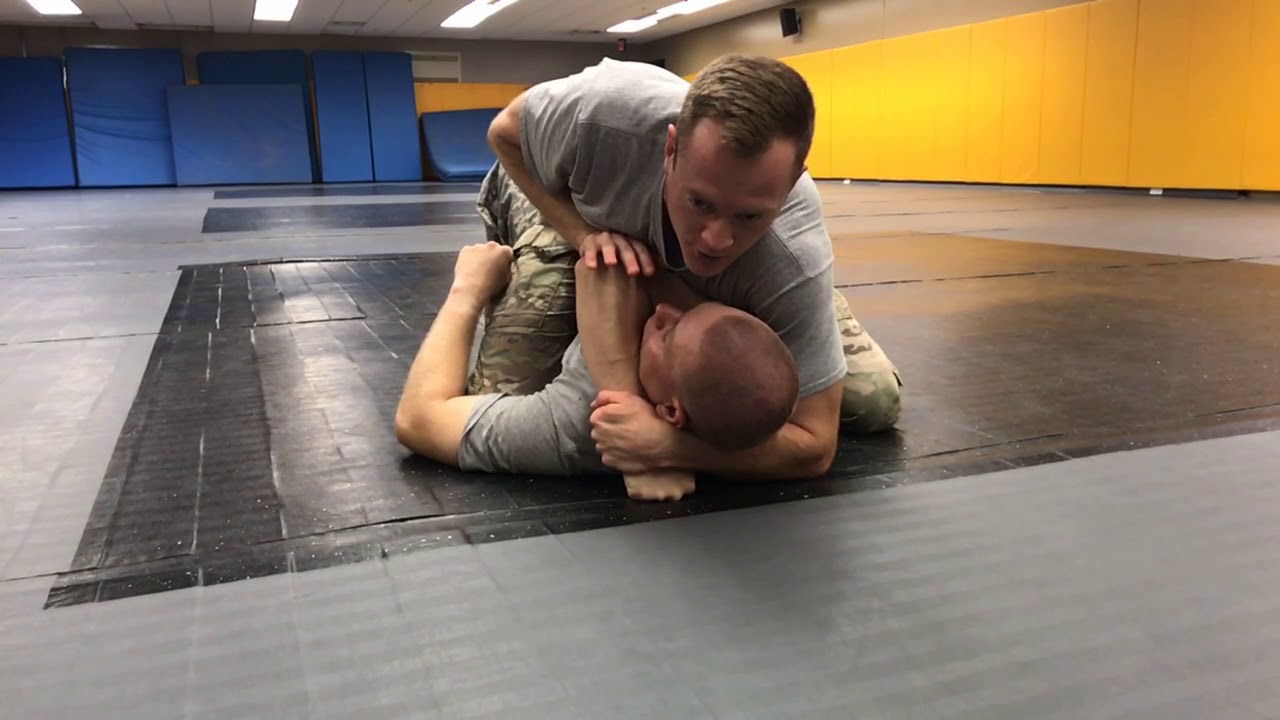 Arm Push and Roll to Rear Mount (3-23)