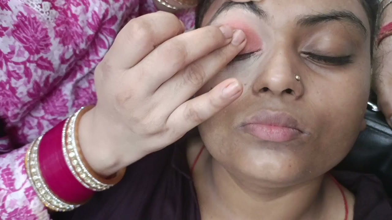 Simple eye makeup tutorials #simpleeyemakeup#partylook#uniqueeyemakeup#shorts#mastmagan