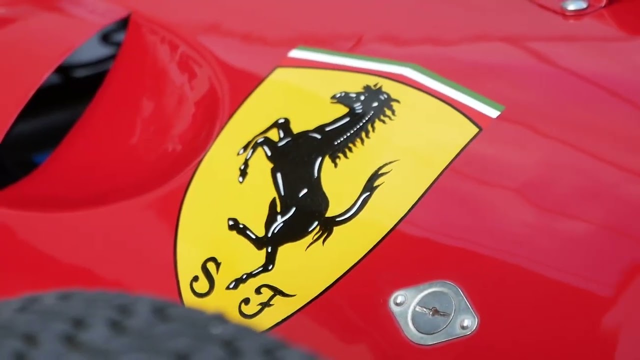 Meet the legend. Arturo Merzario und Marco Werner fuhren den Ferrari 156 