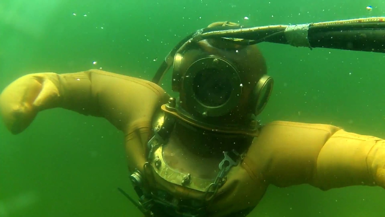 Погружение в ТРЕХБОЛТОВОМ водолазном снаряжении. Звоните мы все устроим!Почувствуй себя ВОДОЛАЗОМ!