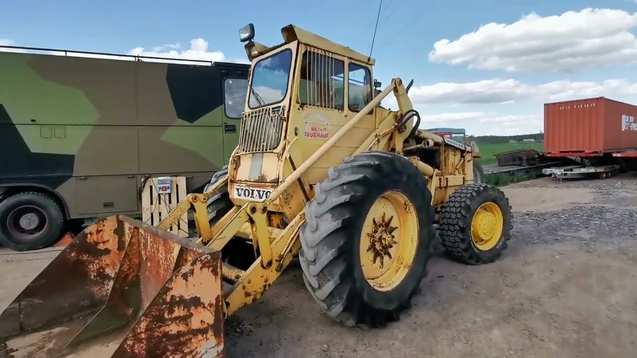 Volvo BM LM841 4x4 Pyöräkuormaajan pelastus