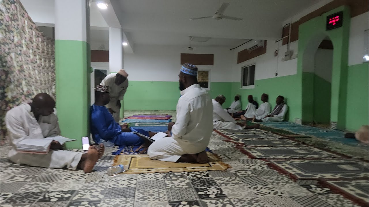 Douan Tarawi - Partie 3 - Mosqu&eacute;e Zaouiyani Acoua Mayotte