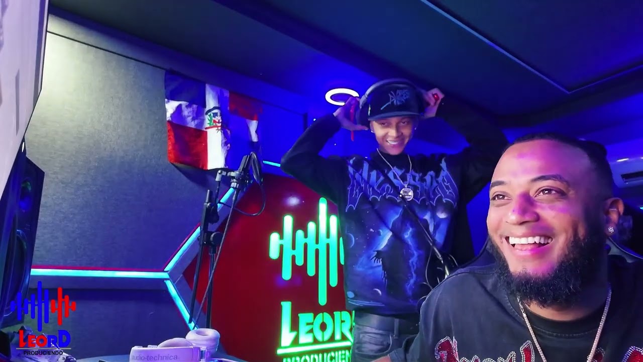 EZZY R JUNTO A TOKISCHA GRABANDO TU NO ERES DE NA - @Leord Produciendo