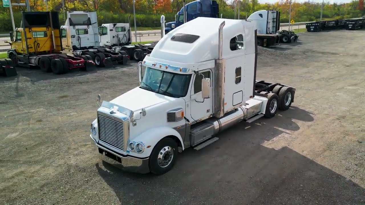 2017 Freightliner Coronado Fitzgerald Glider
