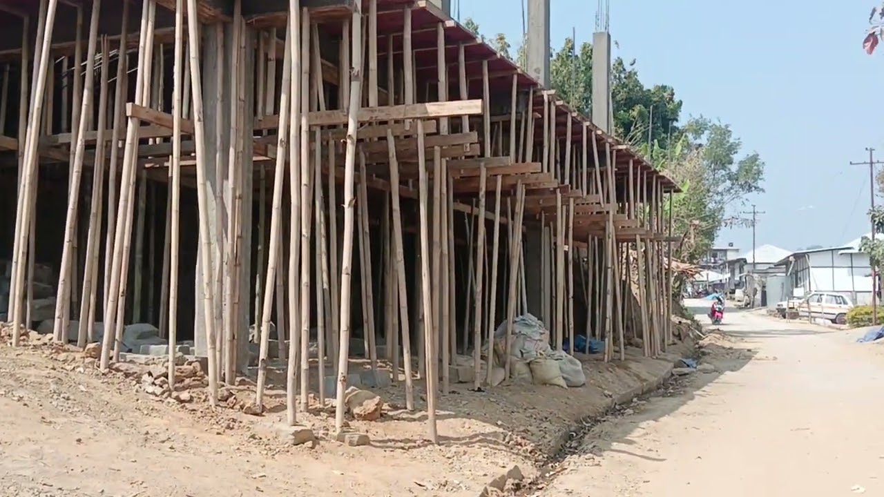Insak ban phun lehni