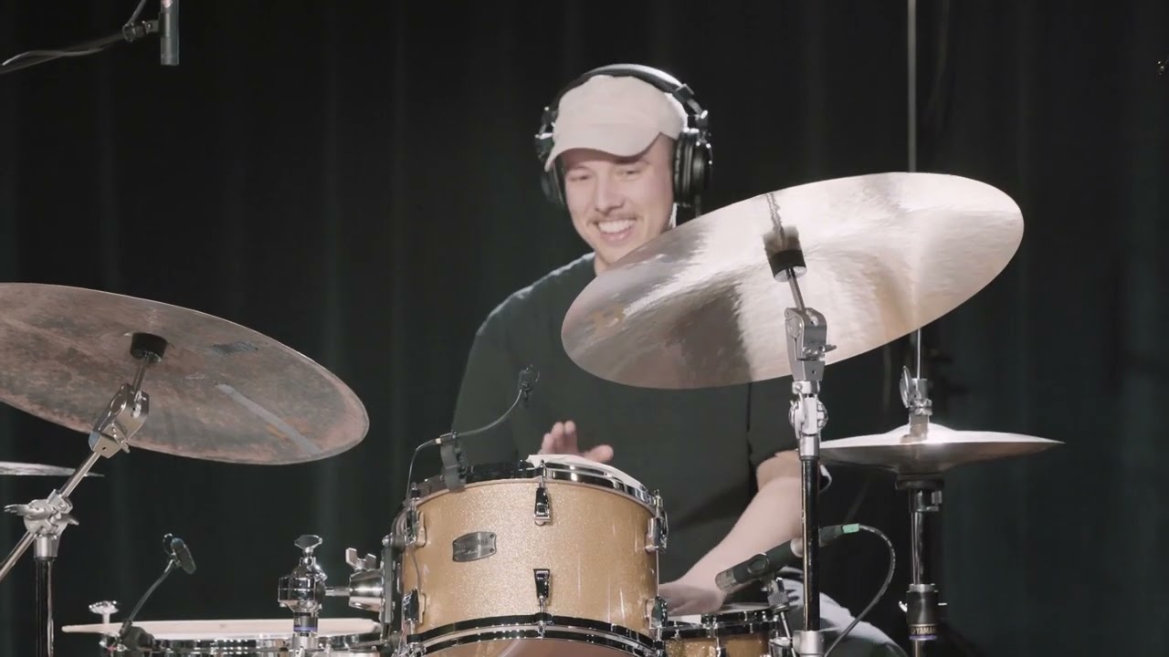 Chris Minh Doky performing on the SILENT Bass™ SLB300PRO