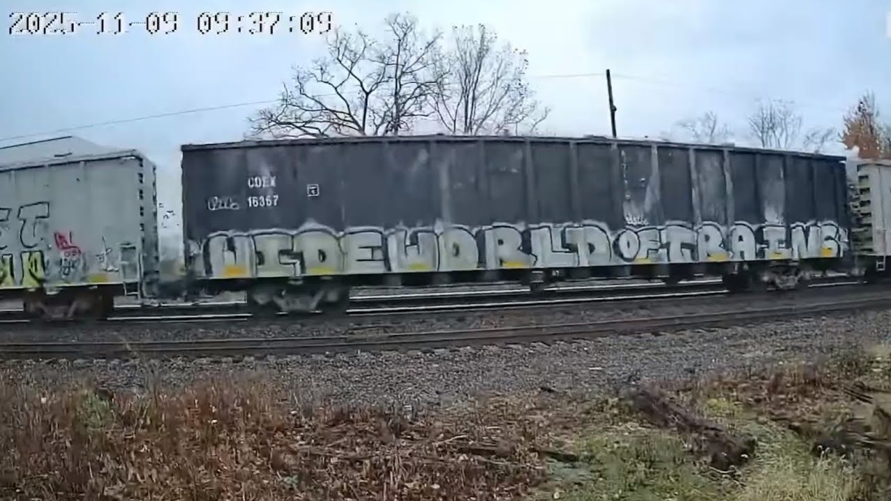 1st Snow Train of 2025! 4 Different CSX Heritage Units! Giant NS Train With Cool Surprise! + More!
