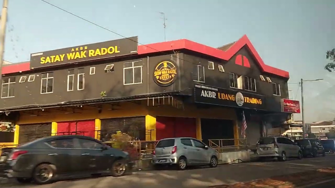 Kemacetan panjang ada apa kah di depan