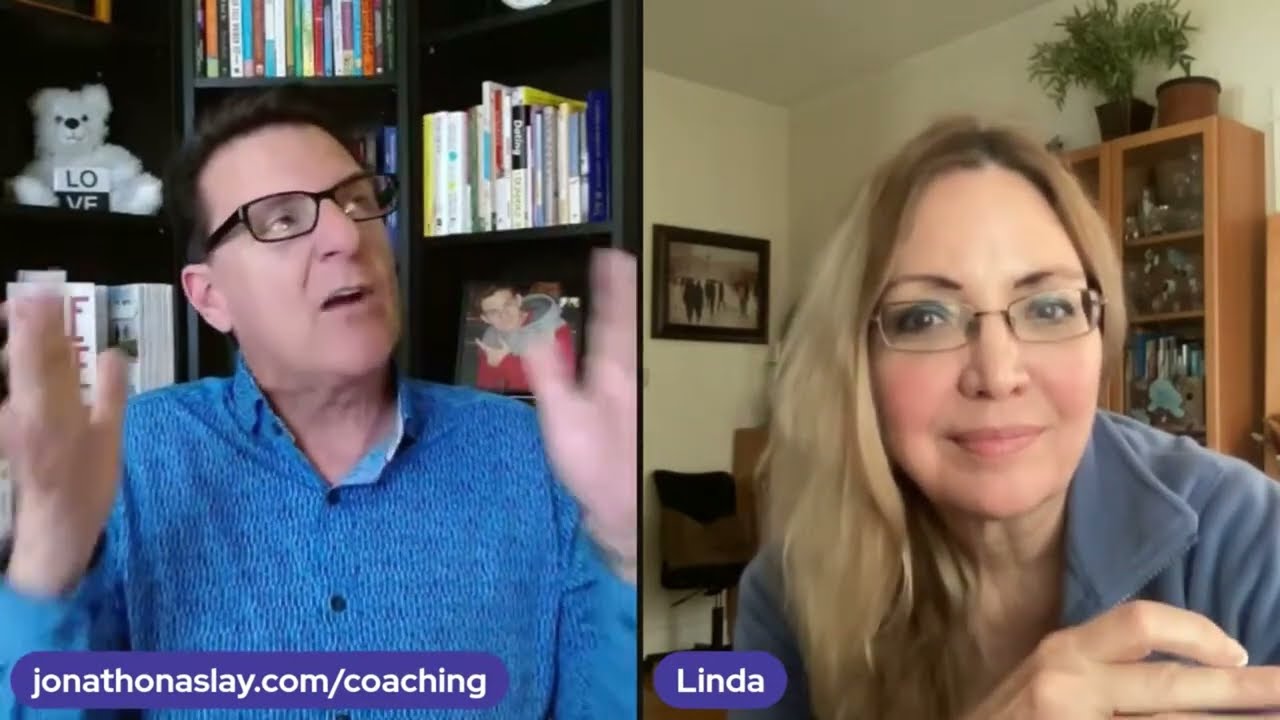 Он хороший человек, но я не чувствую искры. Стоит ли дать ему шанс? | Hot Seat с Джонатаном