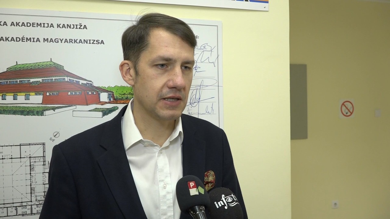 Folyami Polgárnaszád Magyarkanizsán - a Kormorán adott koncertet a rendezvényen