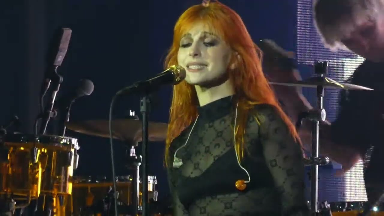 Paramore - I Caught Myself - Live at HISTORY in Toronto on 11/7/22