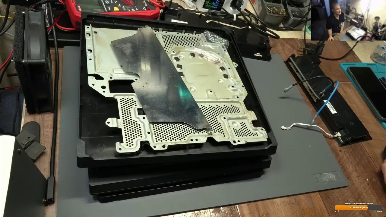 PS4 PRO перестала реагировать на кнопку включения. Были жильцы внутри.
