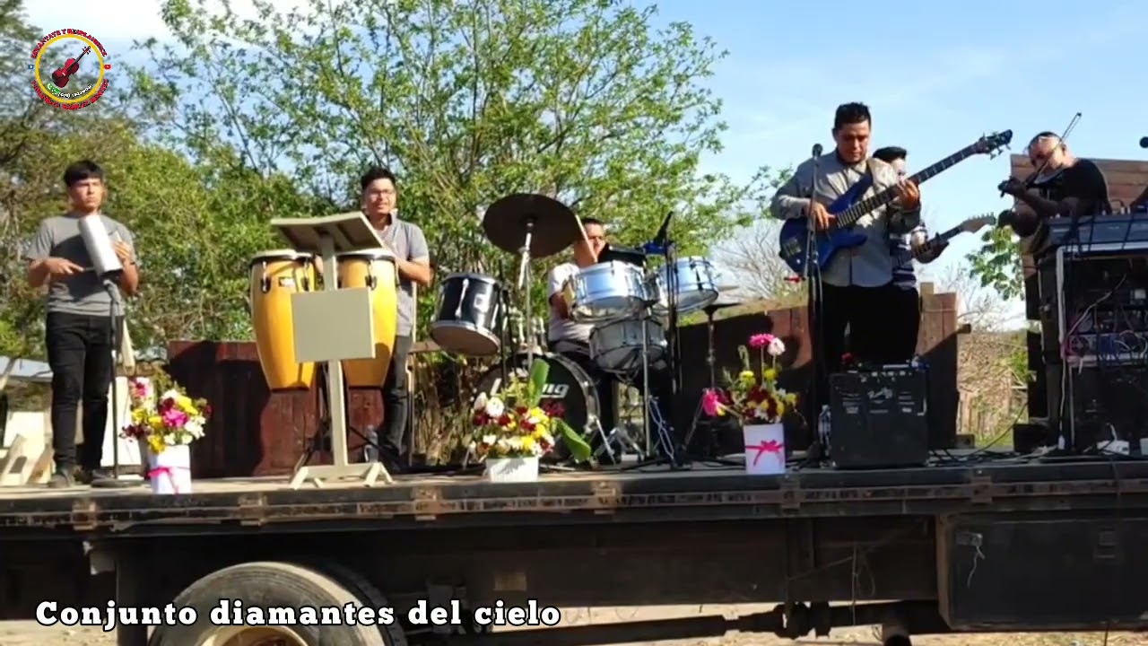 Conjunto Diamantes del cielo | La marioneta