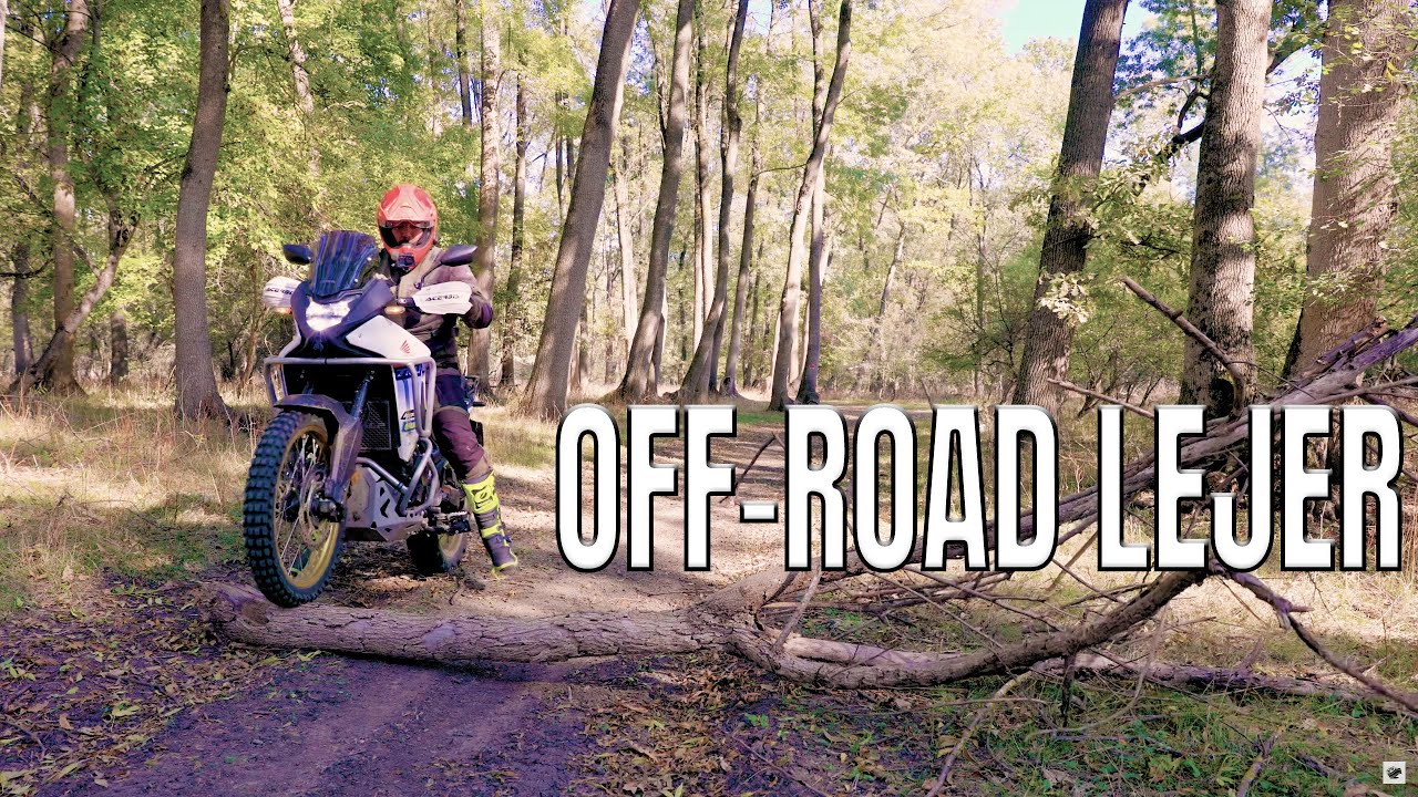 Off-Road lejer prin pădure cu Honda Transalp 750 - 
