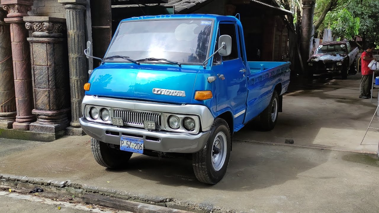 Restauración de Toyota Dyna serie BU10.  año 1977.                      #Toyota #Dyna #Clasico