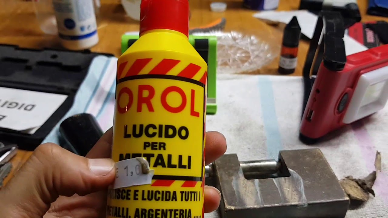 Lucido per metalli a confronto: Orol vs Sidol