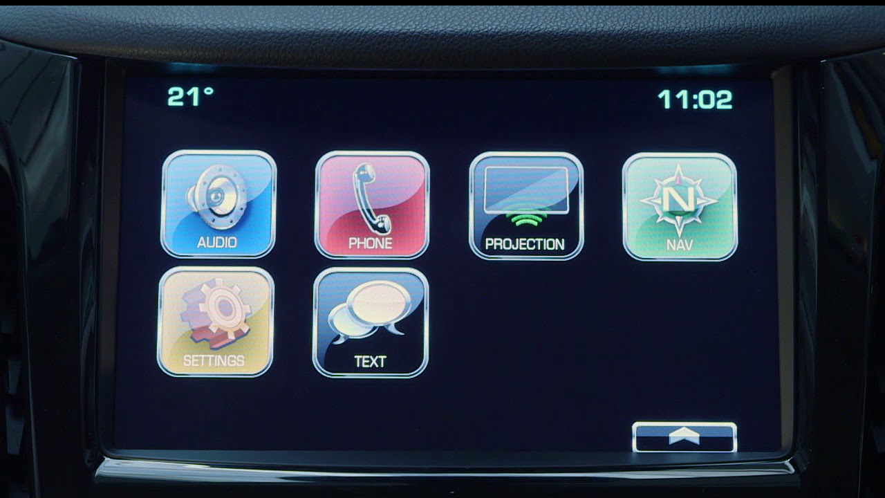 How do I use Android Auto in the Holden Equinox?