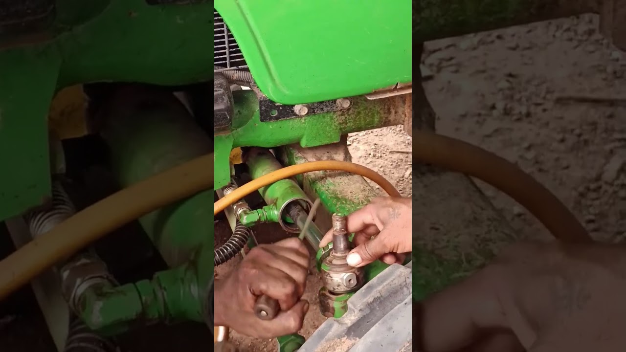 Opening the hydraulic power steering cylinder pump #automobile #mechanic #machine