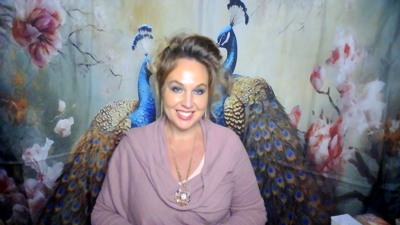 Love tarot: The Universe is ushering her into the arms of someone else...