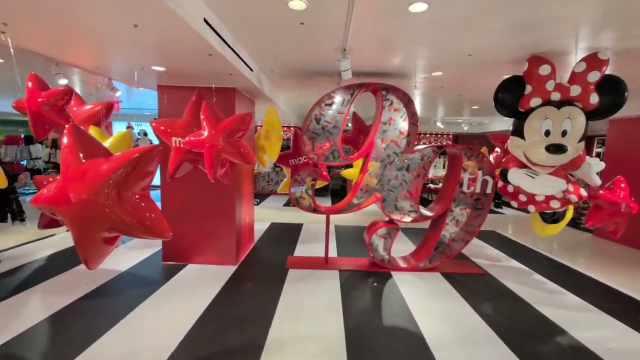 The largest store in the world for over 100 years