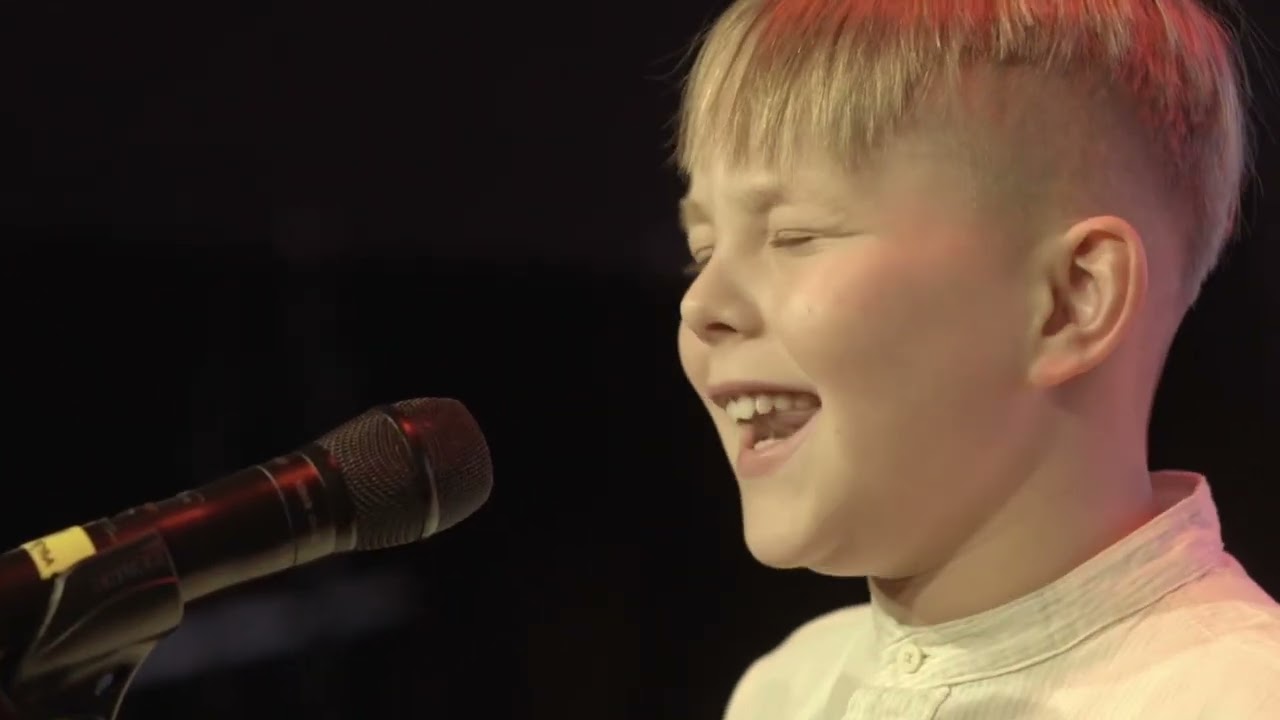 Someone you loved bei der Windflüchter Gala