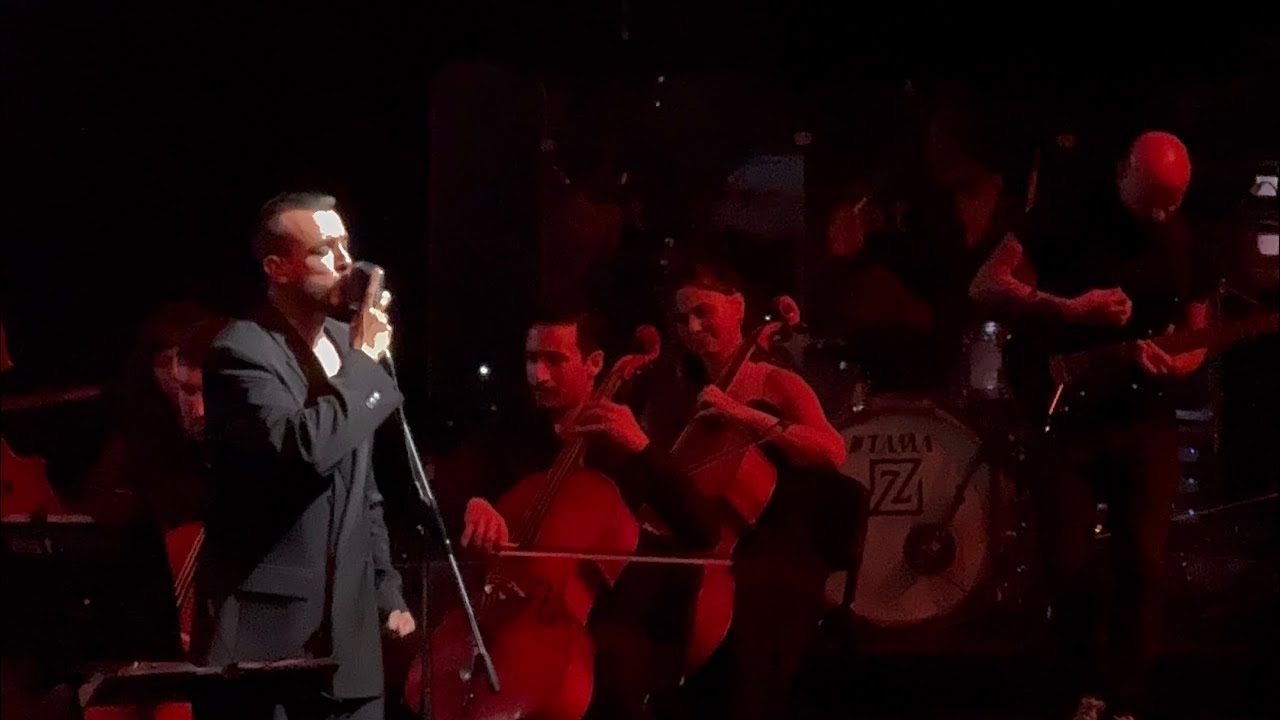 Cem Adrian- Zincir (Bass gitar)#harbiye #harbiyeaçıkhava #cemadrian #live #newmusic #music #concert