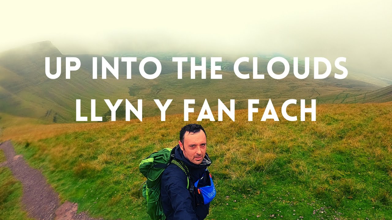Brecon Beacons | Llyn y Fan Fach | Llyn y Fan Fawr 9 Mile Circular Walk