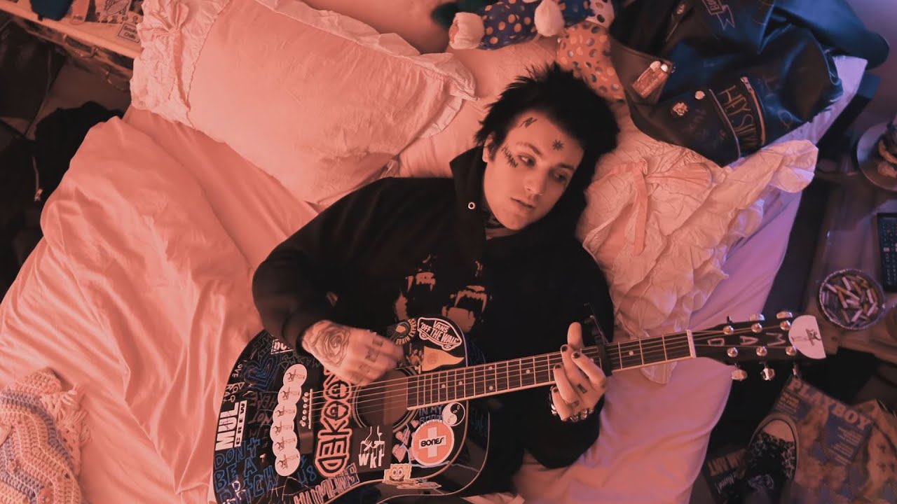 Mad Kelly - In My Room (Official Music Video)