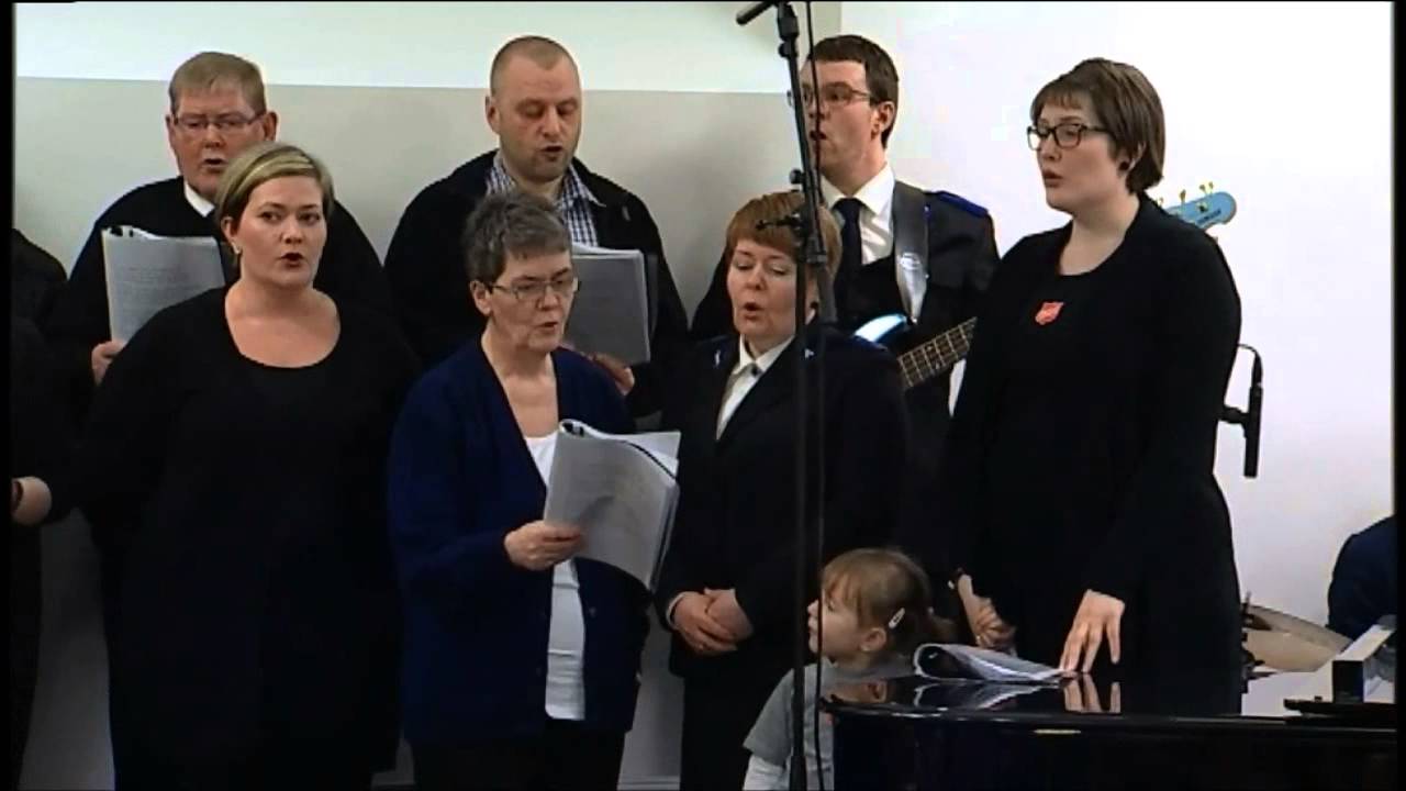 Høgt á einum kletti ein viti stó