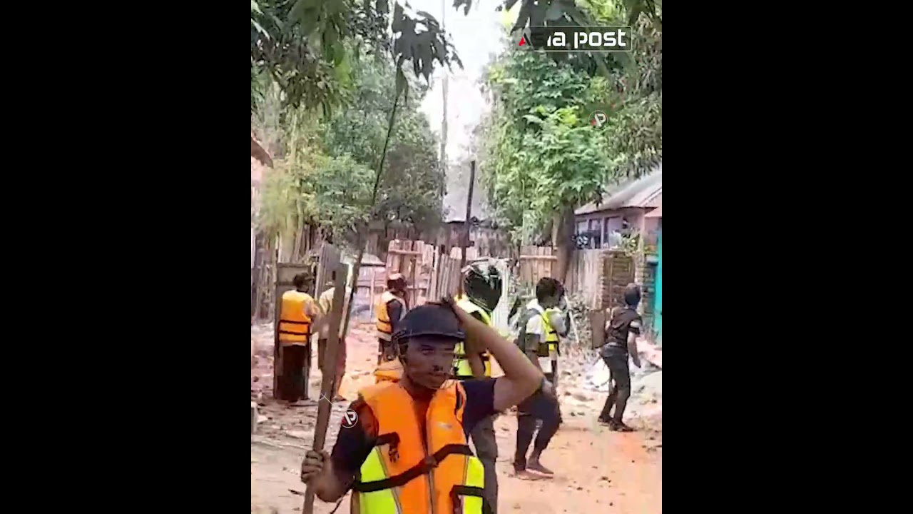 ব্রাহ্মণবাড়িয়ায় ২ গ্রুপের সংঘর্ষ, সড়কই যেন যুদ্ধক্ষেত্র!  #brahmanbaria #asiapost