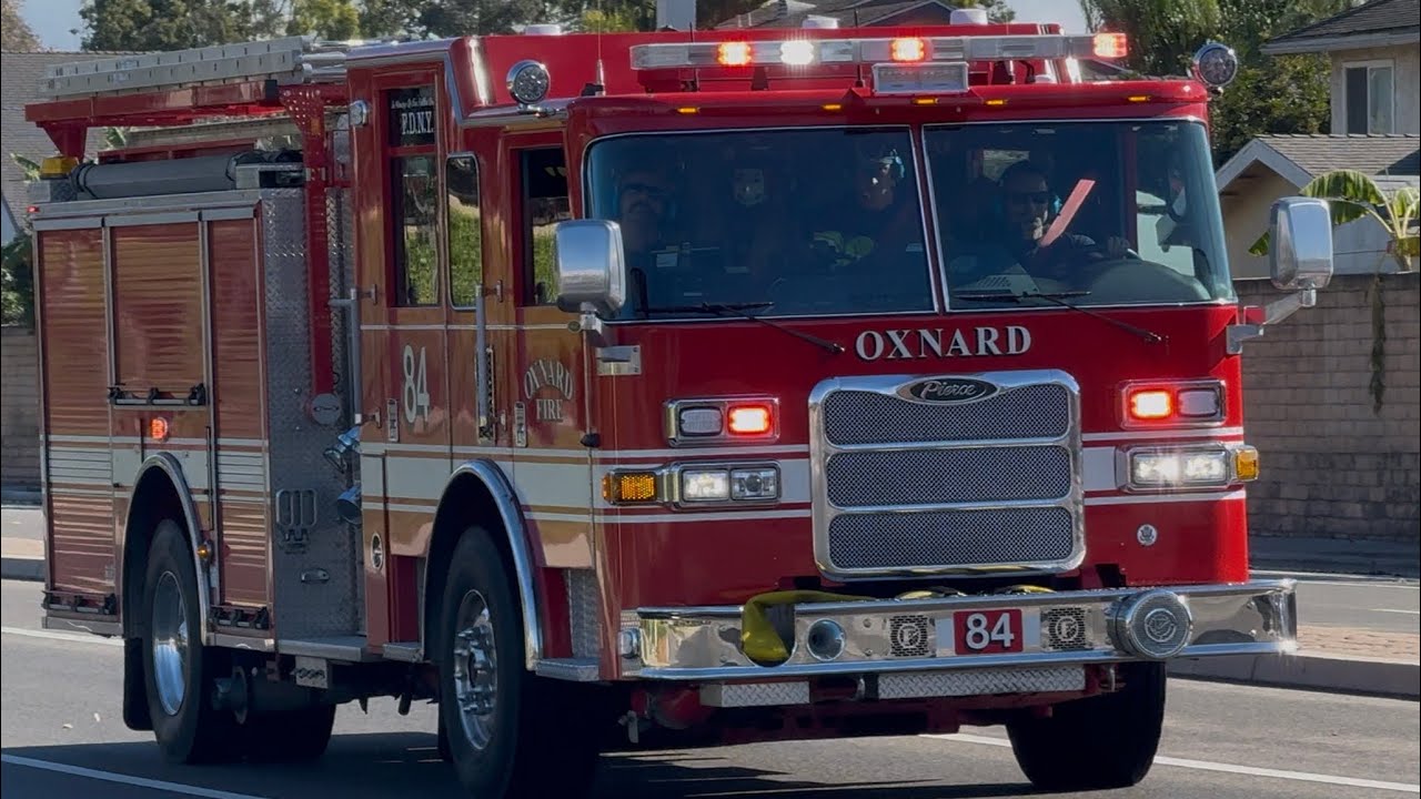 Oxnard Fire Dept. Engines 84, 81, 162, Truck 81 & Gold Coast Ambulance 662 Responding Code 3 