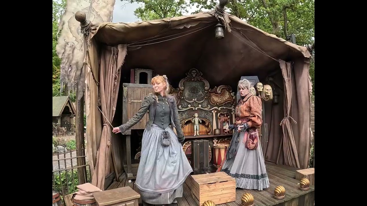 Efteling 2025 - Dr. Charlatans Cabaret Macabre Parkshow - Danse Macabre