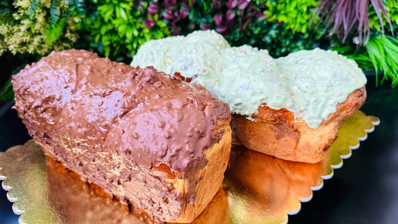 Cozonaci glasați și umpluți cu fistic și nutella - pur și simplu un deliciu de neratat