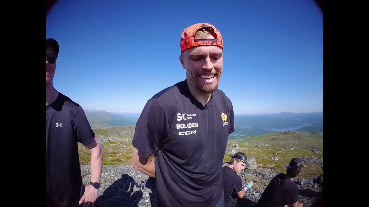 Häng med spelarna till Camp Gauto!