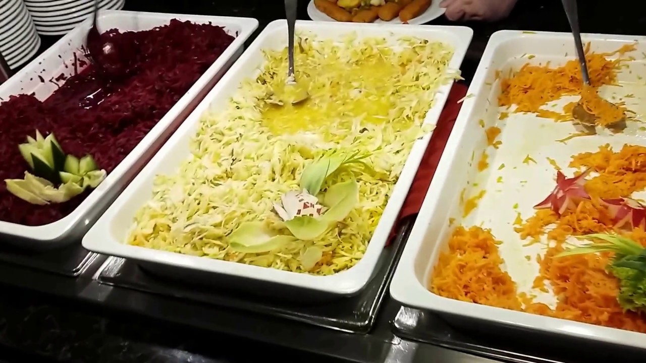 Arka Medical Spa Kołobrzeg - obiad w hotelu bufet szwedzki