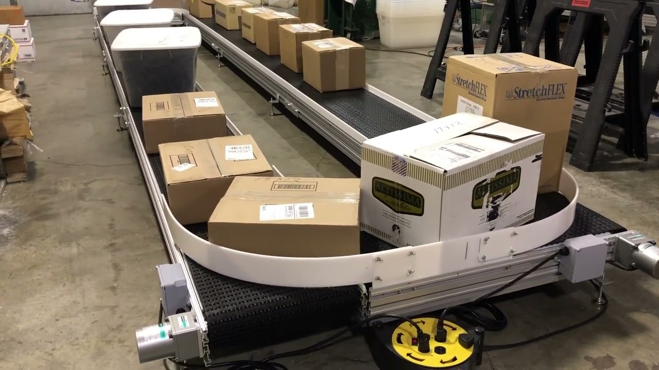 Carousel Conveyor System Moving Boxes for sorting or accumulation. #2
