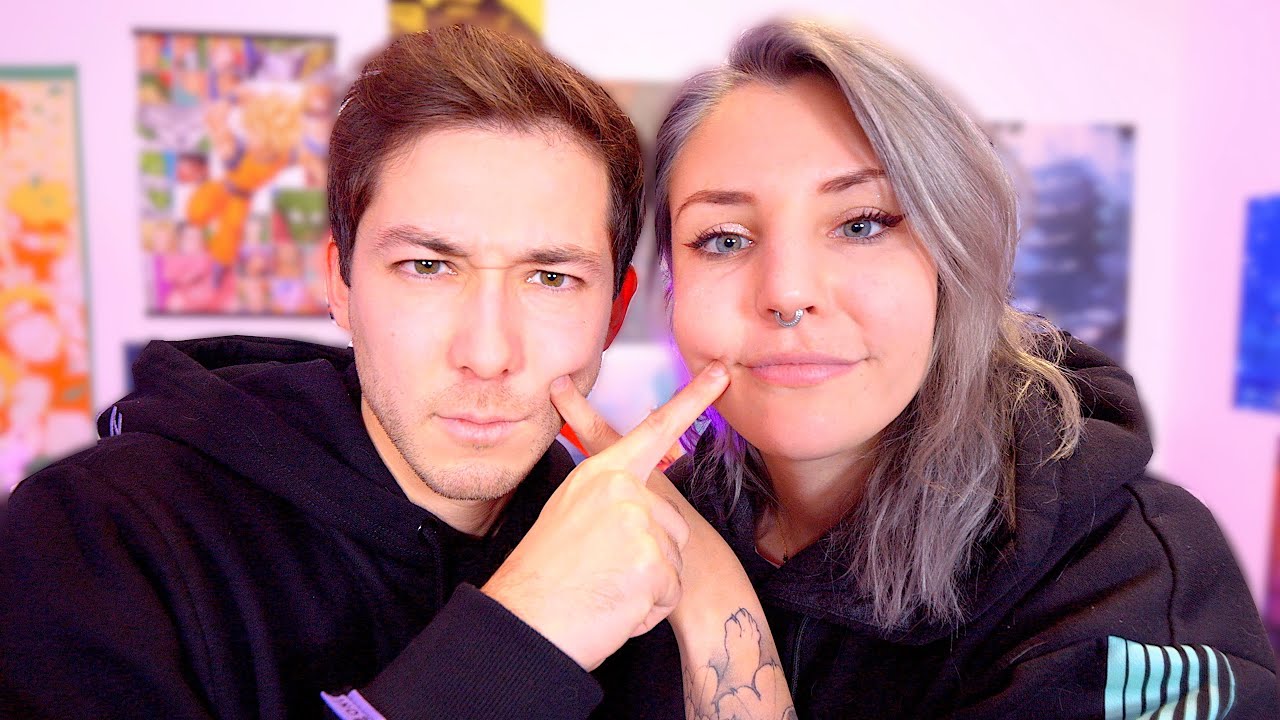 Qui de nous deux ? Version en couple ft @Louis-San