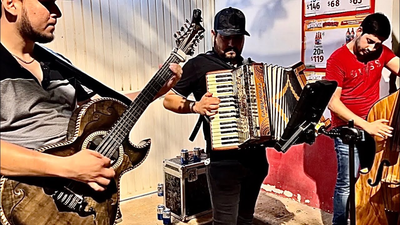 El Pariente - Los Desertores De Durango (en vivo con tololoche)