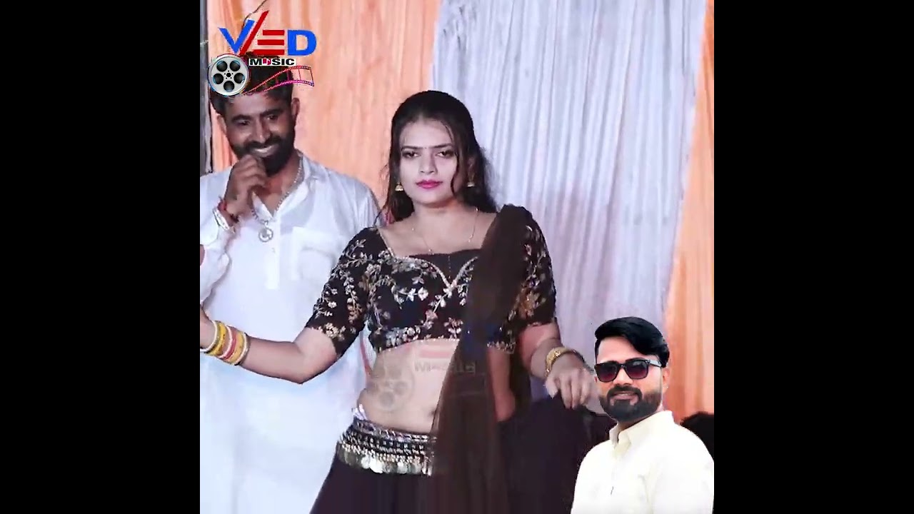 काला लहंगा में डोल जो कुणकी बेरबानी छ , लव स्टार व लोकेश जिंदौलिया ओर विक्की छैला का जोरदार कंपीटिशन