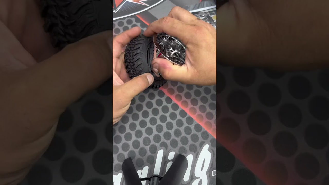 Mounting the new @rc4wd 2.6&rdquo; wheels with 2.2&rdquo; atturo trail blades #rc4wd #crawlingri
