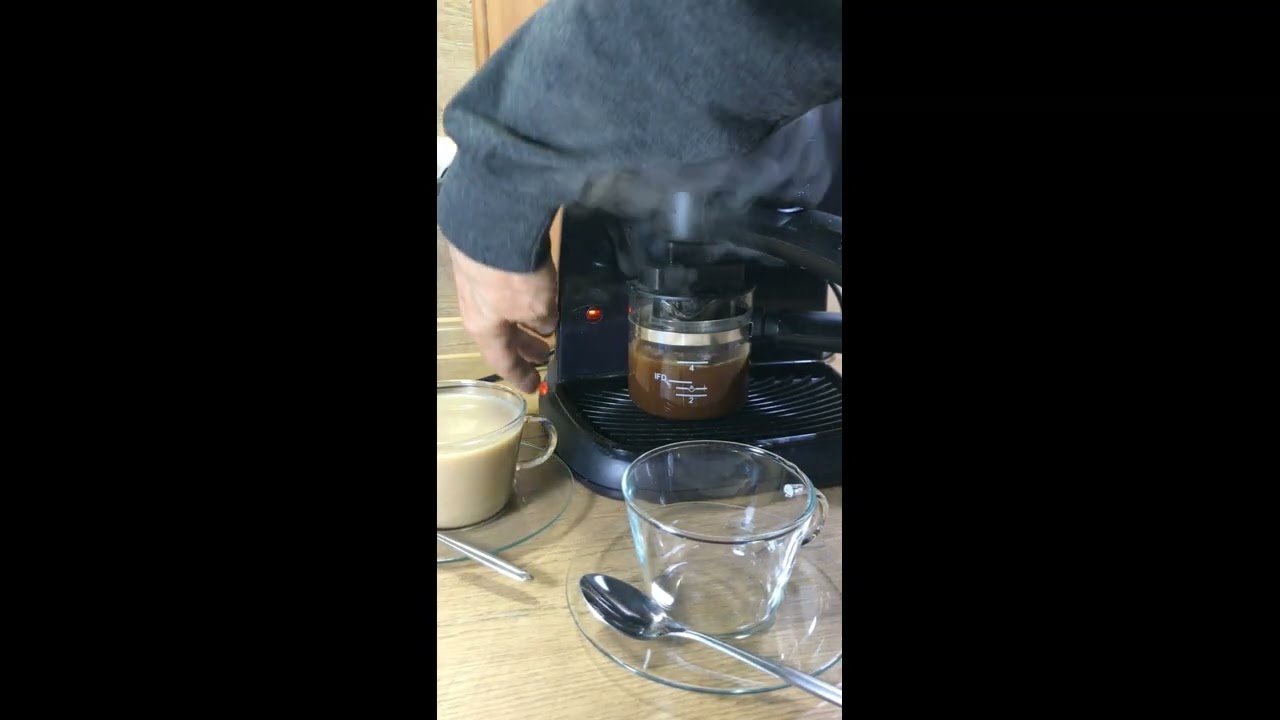 Кофеварка DELONGHI EC 9 бу