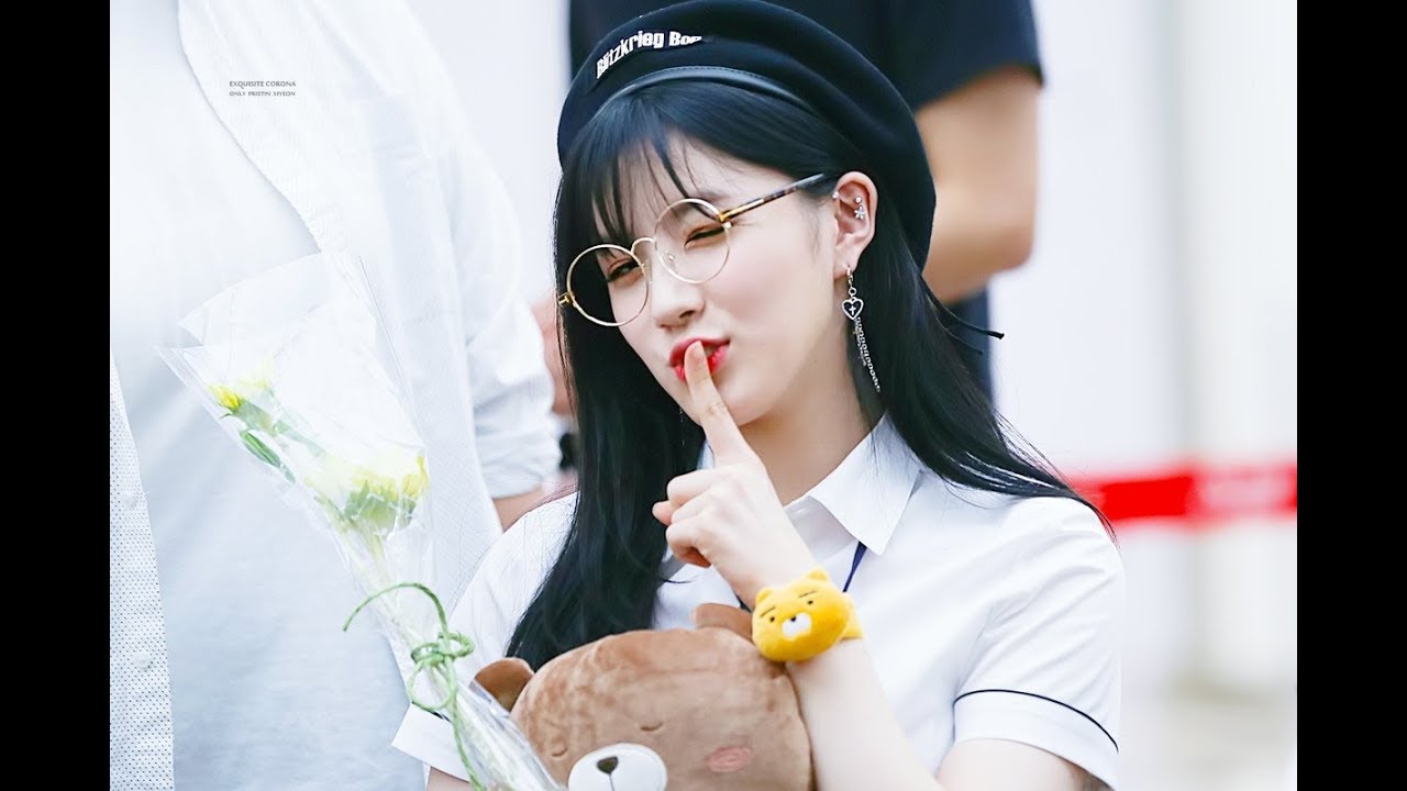 XiYeon (Pristin) - Colorful