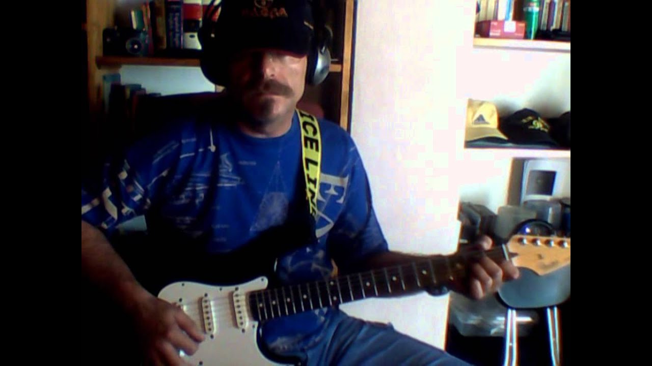 Behringer V-Amp 2 test Sound -  All times guitar riffs by Miquelet - Fender Stratocaster