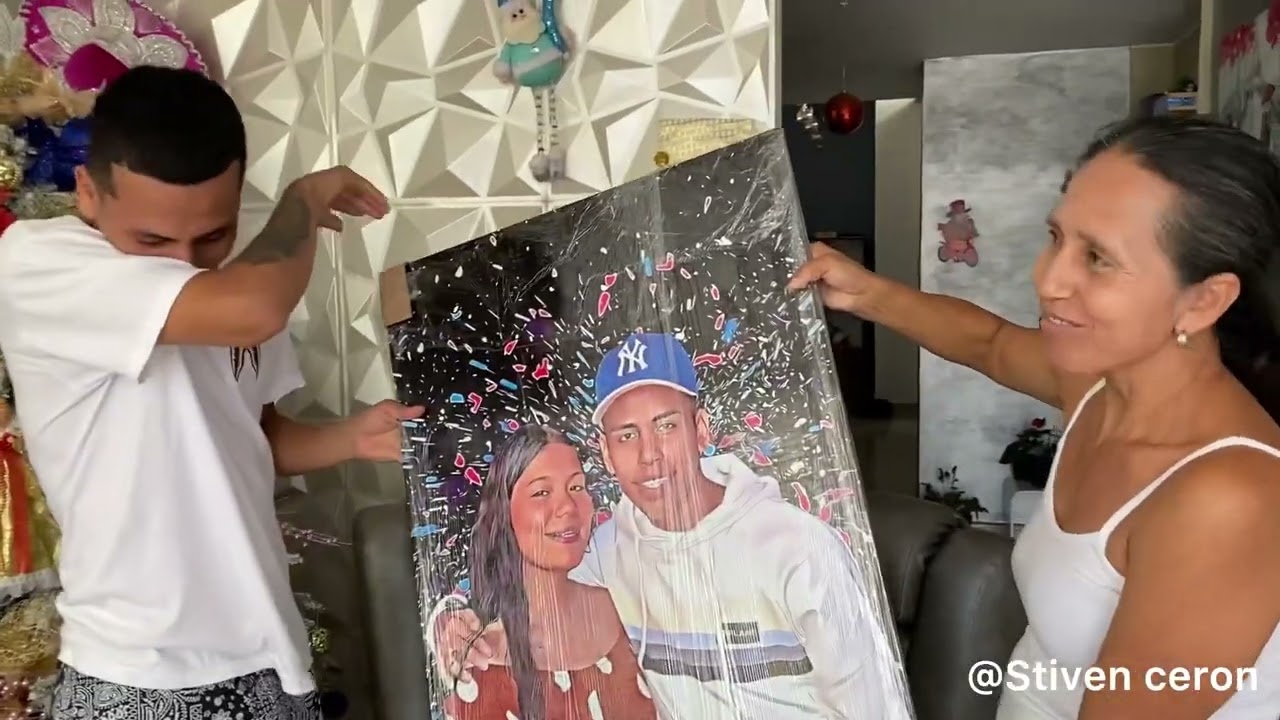 Le di un retrato a mi novio🥺😍🖼