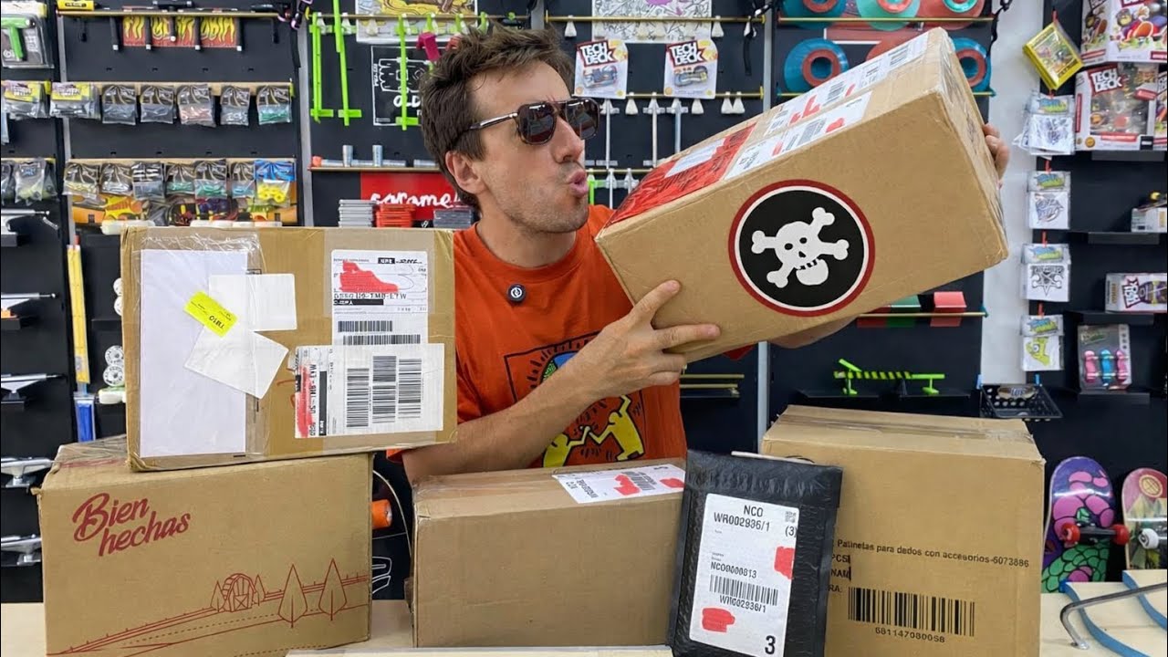 ABRIENDO CAJAS de FINGERBOARD como un nene en Navidad 🎁