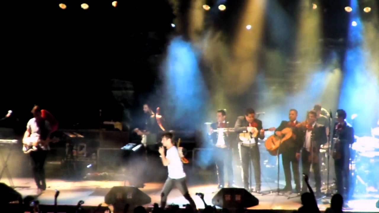 Pumped up Kicks Foster the People with Mariachi- Guadalajara